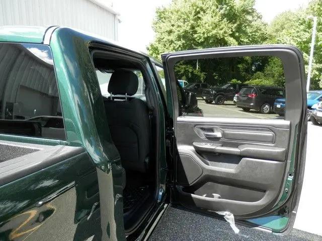 2026 Ram 1500 Warlock Crew Cab 4x4 57 Box