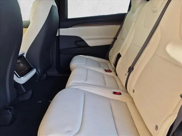 2022 Tesla Model X AWD