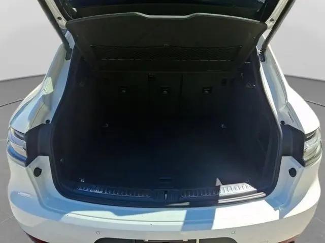 2020 Porsche Macan Macan
