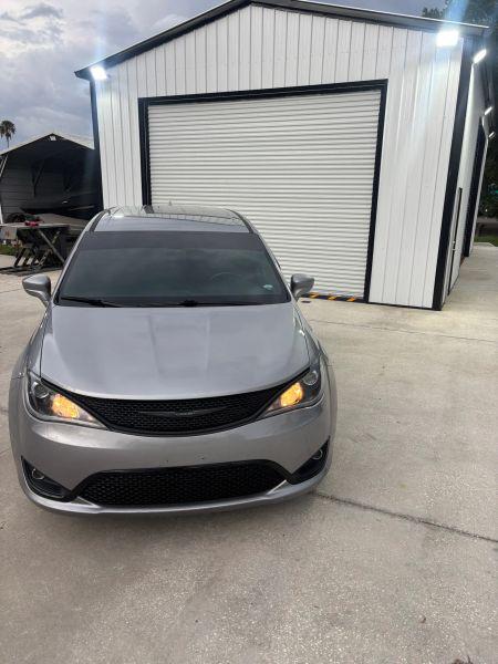 2020 Chrysler Pacifica Touring