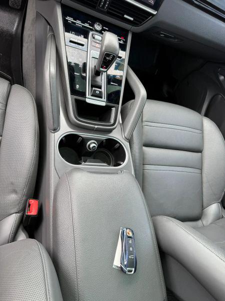 2019 Porsche Cayenne Base