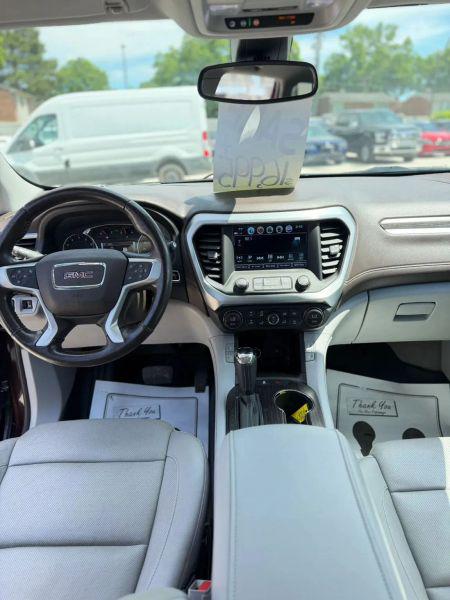 2017 GMC Acadia SLT-2