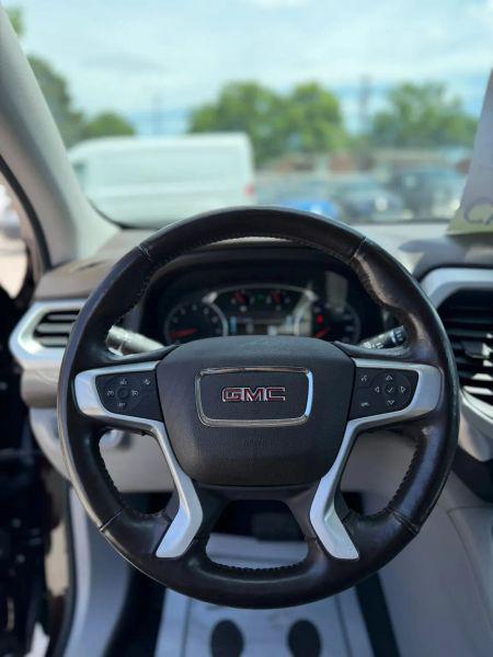 2017 GMC Acadia SLT-2