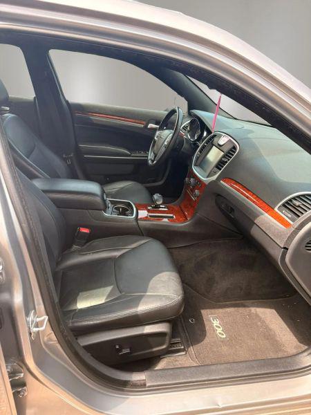 2013 Chrysler 300 Motown