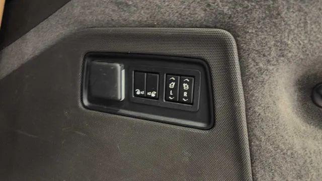 2021 Cadillac Escalade 2WD Sport