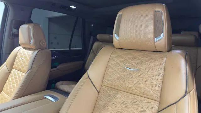 2021 Cadillac Escalade 2WD Sport