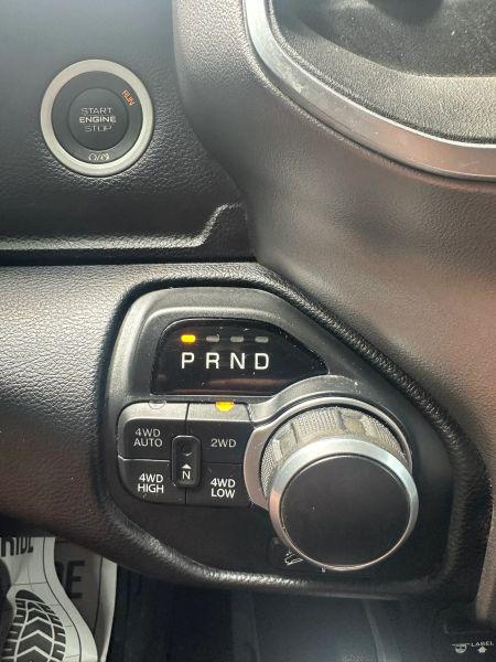 2019 Ram 1500 Big Horn/Lone Star Crew Cab 4x4 5'7" Box