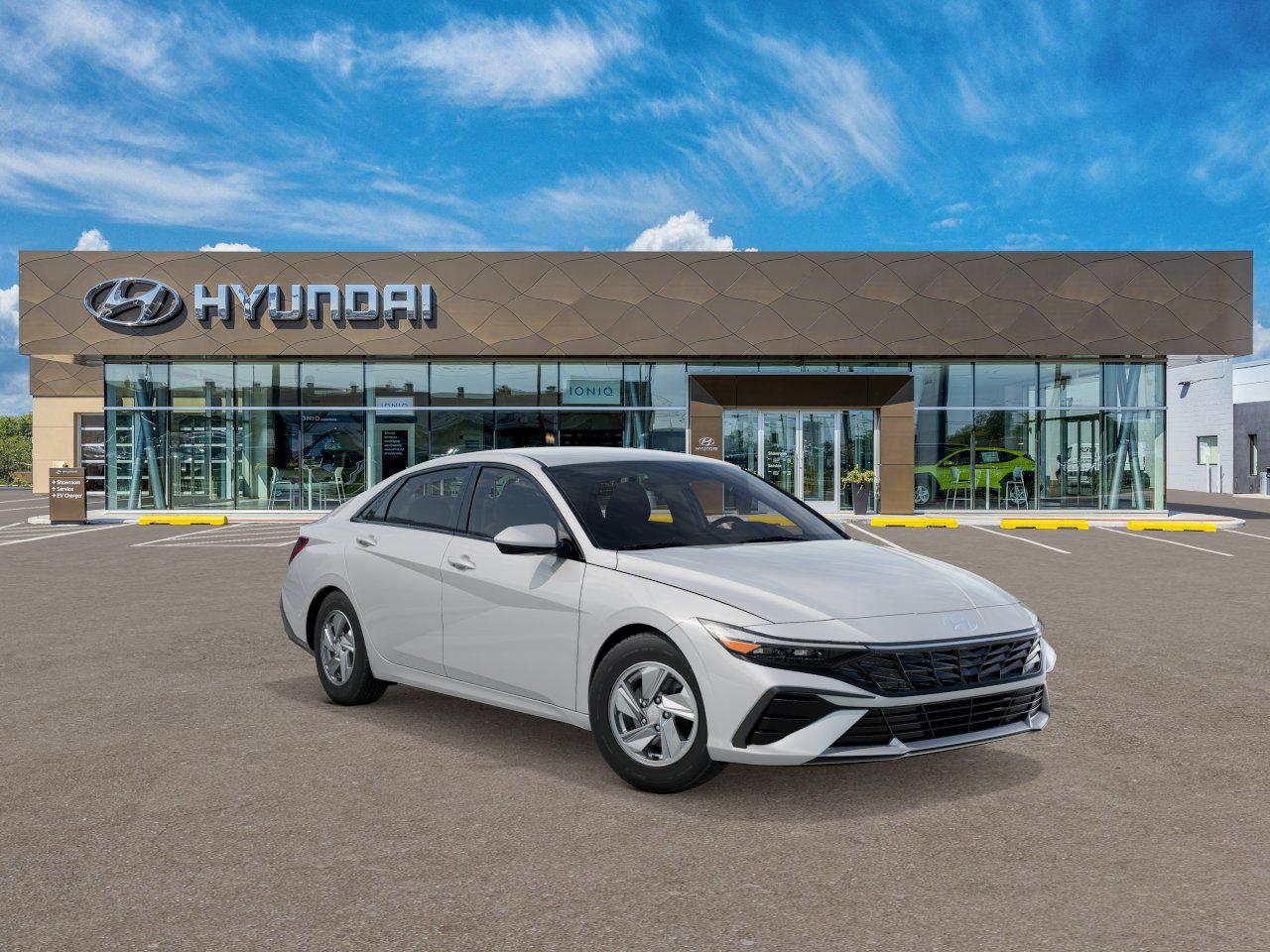 2026 Hyundai Elantra SE photo 2