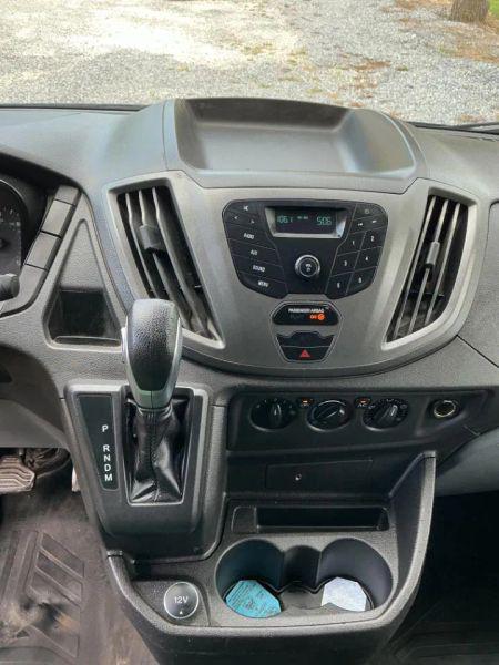 2017 Ford Transit Medium Roof w/Sliding Side Door w/RWB