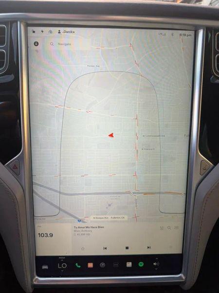 2015 Tesla Model S 85D