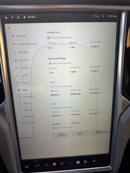 2015 Tesla Model S 85D