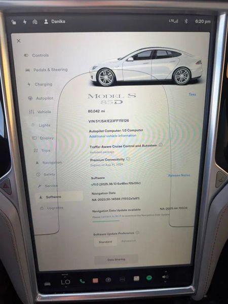 2015 Tesla Model S 85D