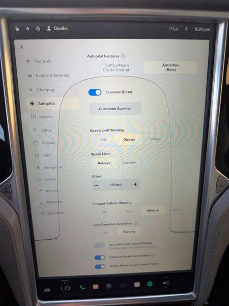 2015 Tesla Model S 85D