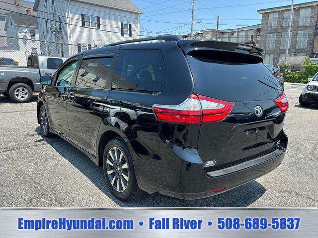 2018 Toyota Sienna XLE 7 Passenger