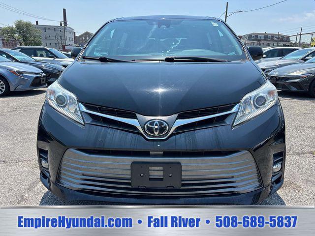 2018 Toyota Sienna XLE 7 Passenger