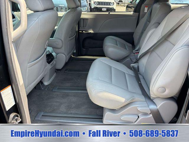 2018 Toyota Sienna XLE 7 Passenger