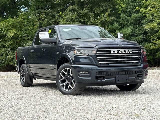 2027 RAM Ram 1500 RAM 1500 LARAMIE CREW CAB 4X4 57 BOX