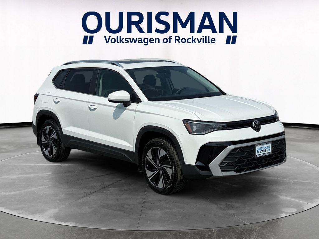 /2025 Volkswagen Taos