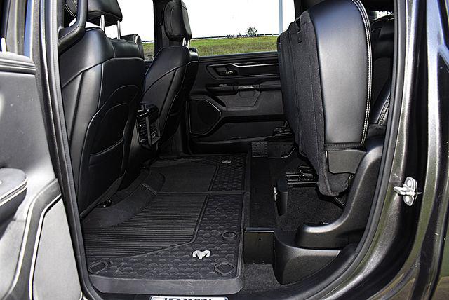 2022 Ram 1500 Laramie Crew Cab 4x4 57 Box