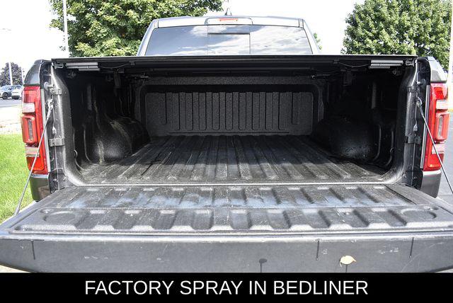 2022 Ram 1500 Laramie Crew Cab 4x4 57 Box
