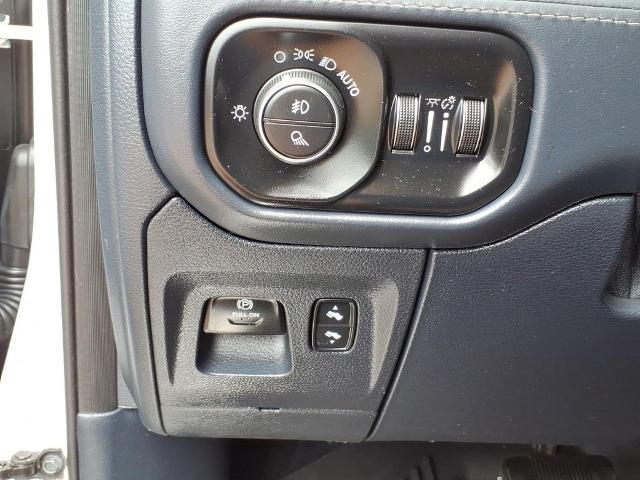 2021 Ram 1500 Limited Crew Cab 4x4 5'7" Box