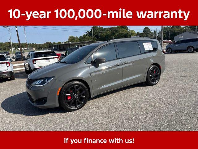 2020 Chrysler Pacifica Red S Edition