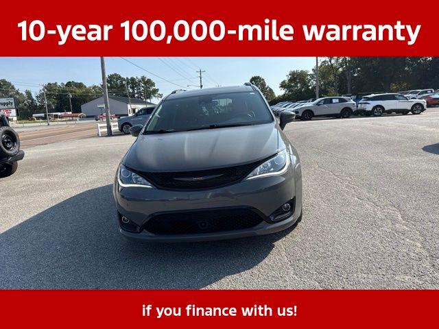 2020 Chrysler Pacifica Red S Edition