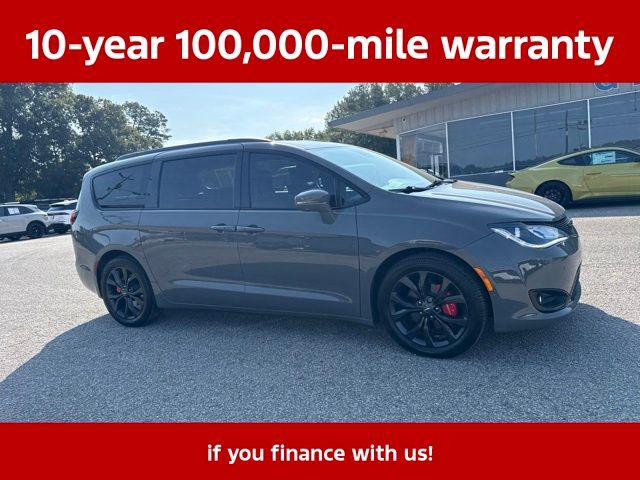 2020 Chrysler Pacifica Red S Edition