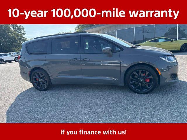 2020 Chrysler Pacifica Red S Edition