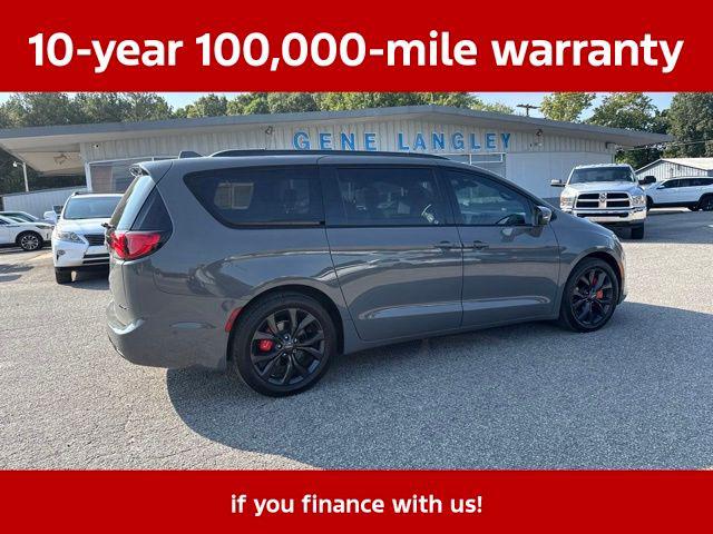 2020 Chrysler Pacifica Red S Edition
