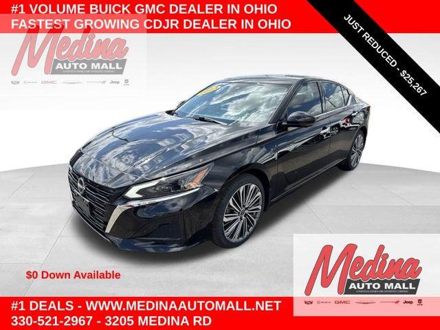 2023 Nissan Altima SL Intelligent AWD for sale in Medina, OH
