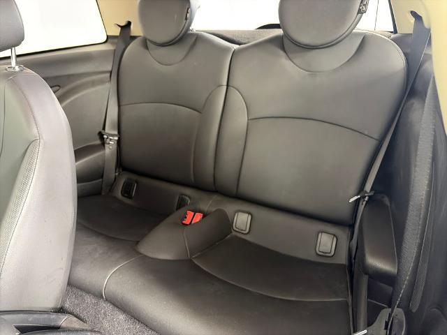 2013 MINI Hardtop Cooper