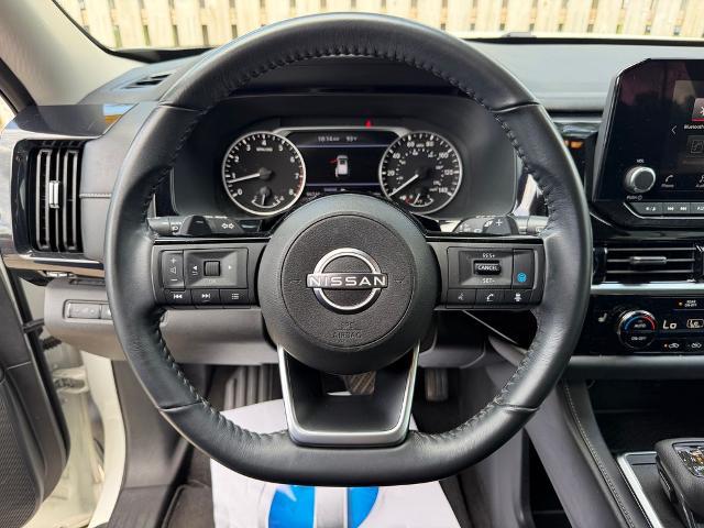 2023 Nissan Pathfinder SV FWD