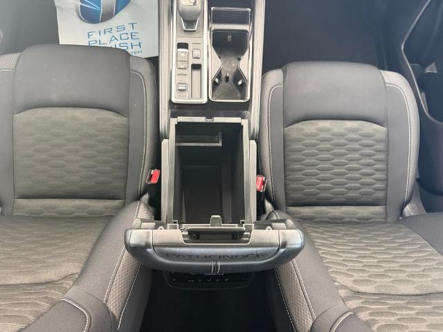 2023 Nissan Pathfinder SV FWD