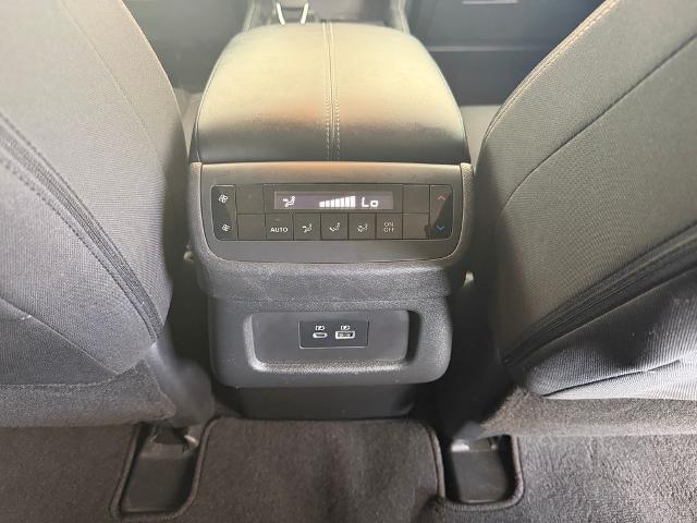 2023 Nissan Pathfinder SV FWD