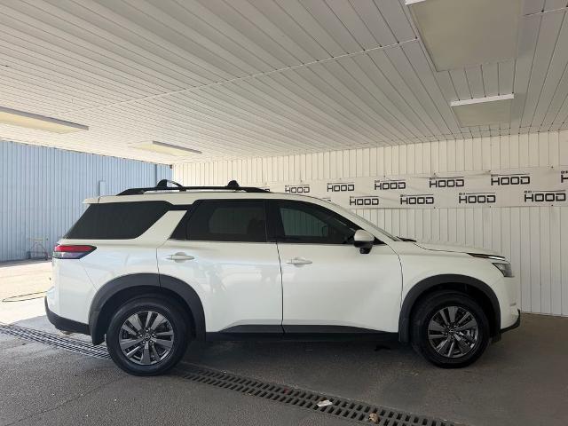 2023 Nissan Pathfinder SV FWD