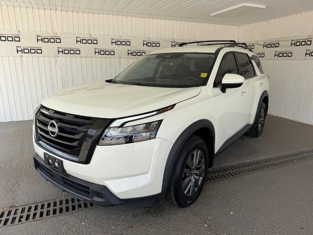 2023 Nissan Pathfinder SV FWD