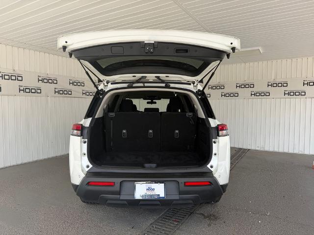 2023 Nissan Pathfinder SV FWD