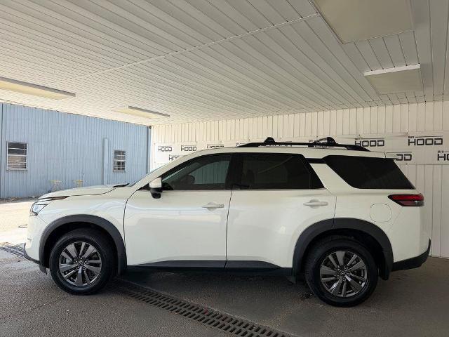2023 Nissan Pathfinder SV FWD
