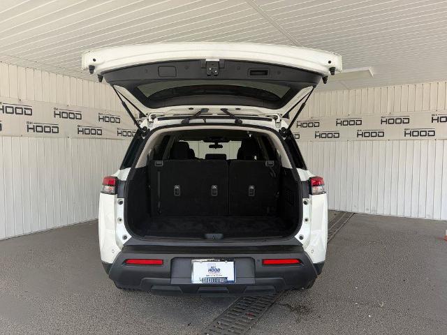 2023 Nissan Pathfinder SV FWD