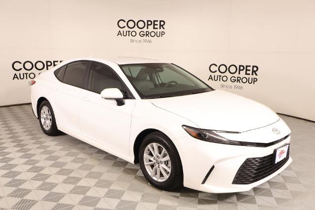 2025 Toyota Camry LE for sale in Yukon, OK