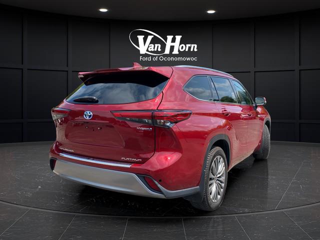 2021 Toyota Highlander Hybrid Platinum