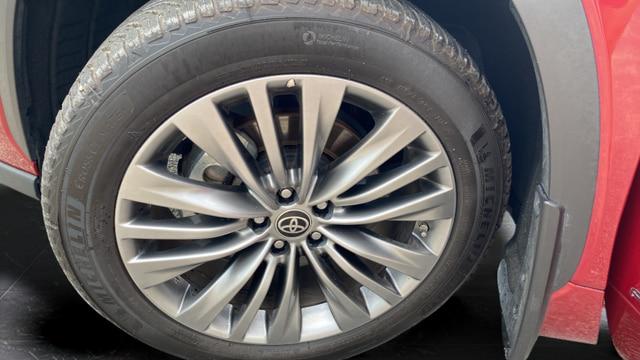 2021 Toyota Highlander Hybrid Platinum