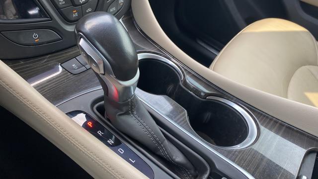 2020 Buick Envision FWD Essence