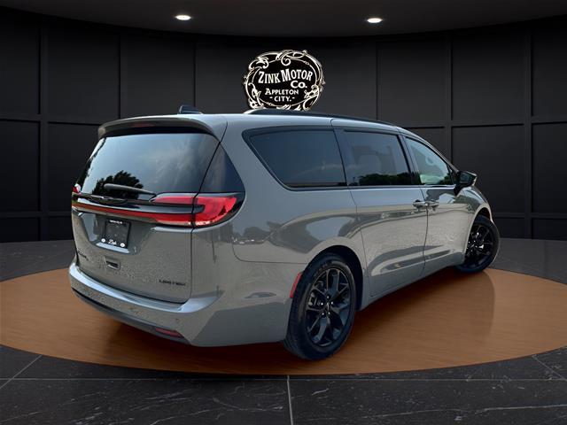 2025 Chrysler Pacifica Limited