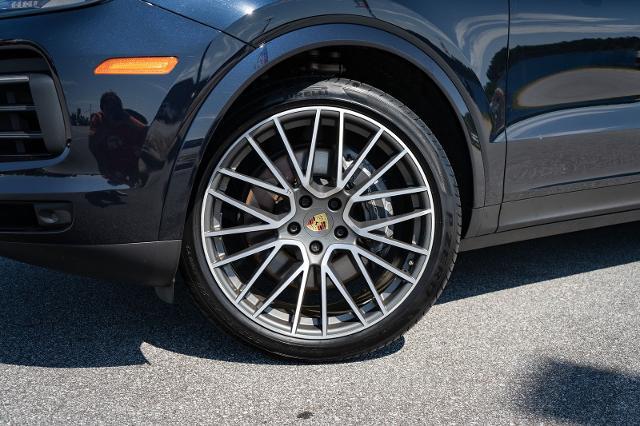 2023 Porsche Cayenne Platinum Edition