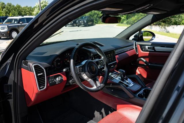 2023 Porsche Cayenne Platinum Edition