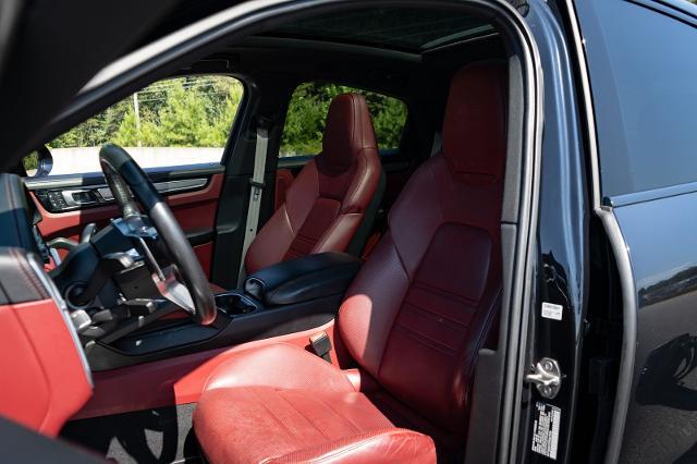 2023 Porsche Cayenne Platinum Edition