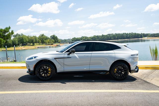 2023 Aston Martin DBX 707