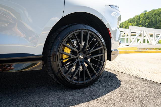 2023 Aston Martin DBX 707